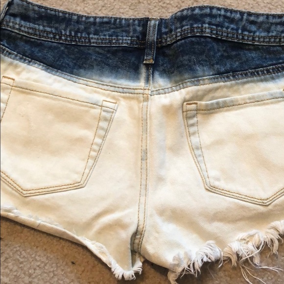 Two tone Bullhead shorts. - Picture 2 of 4